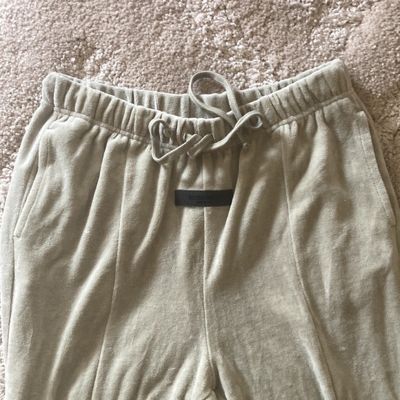 Essentials joggers - Picture 6 of 7